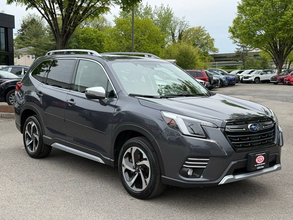 Used 2023 Subaru Forester Touring AWD/4WD image 4