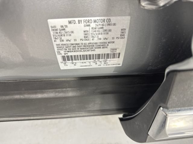 Used 2020 Ford Explorer XLT w/ Comfort Package AWD/4WD image 37