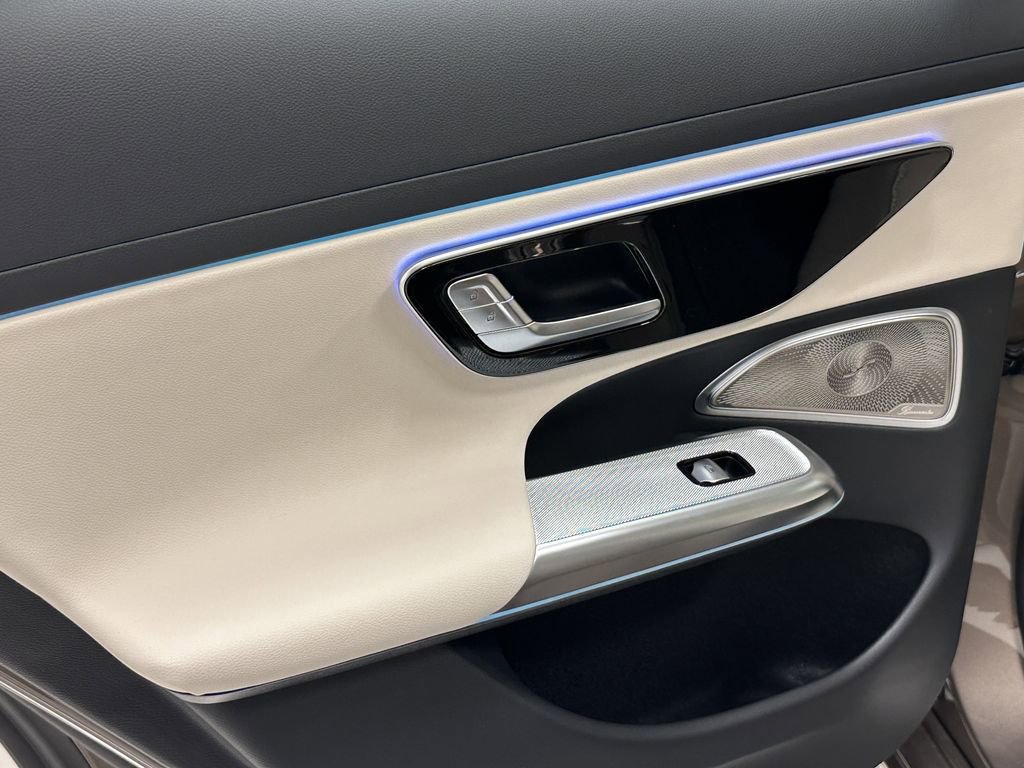 New 2026 Mercedes-Benz E 350 4MATIC Sedan image 26