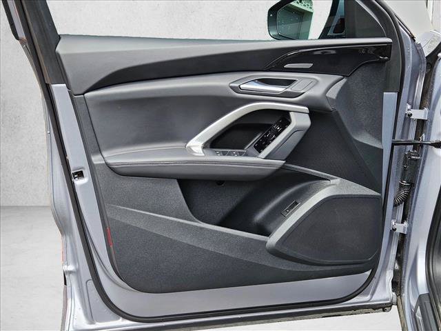 Certified 2025 Audi Q5 Prestige AWD/4WD image 10