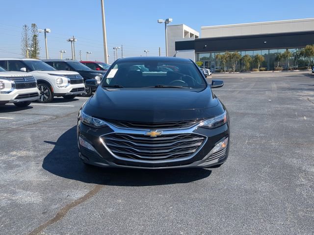 Used 2024 Chevrolet Malibu LT image 3