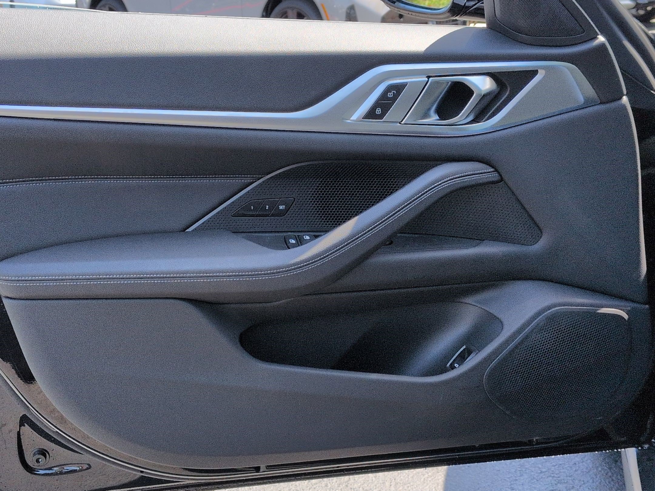 Used 2025 BMW i4 eDrive40 w/ Parking Assistance Package RWD image 14