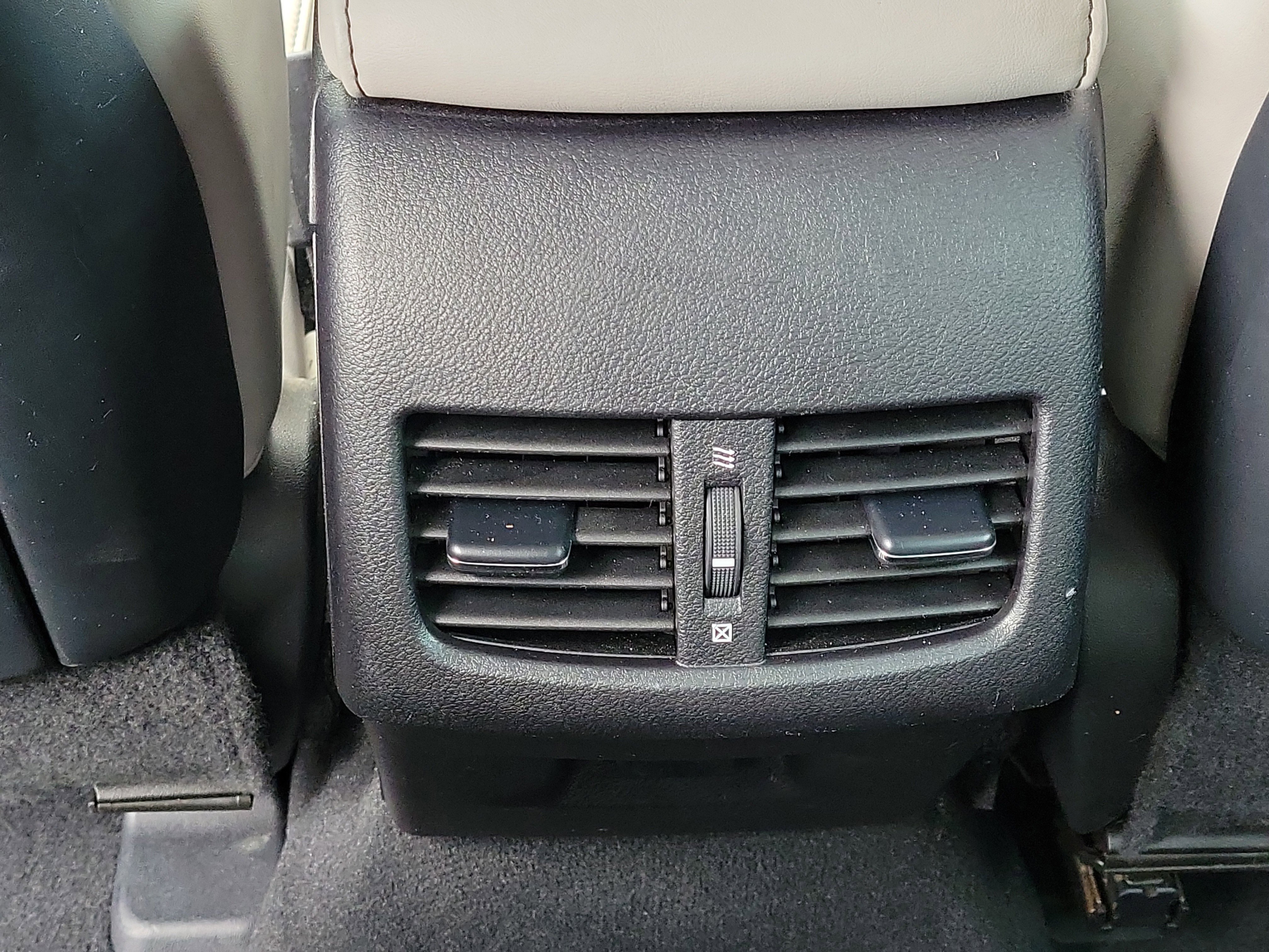 Used 2016 Lexus ES 350 w/ Ultra Luxury Package image 12