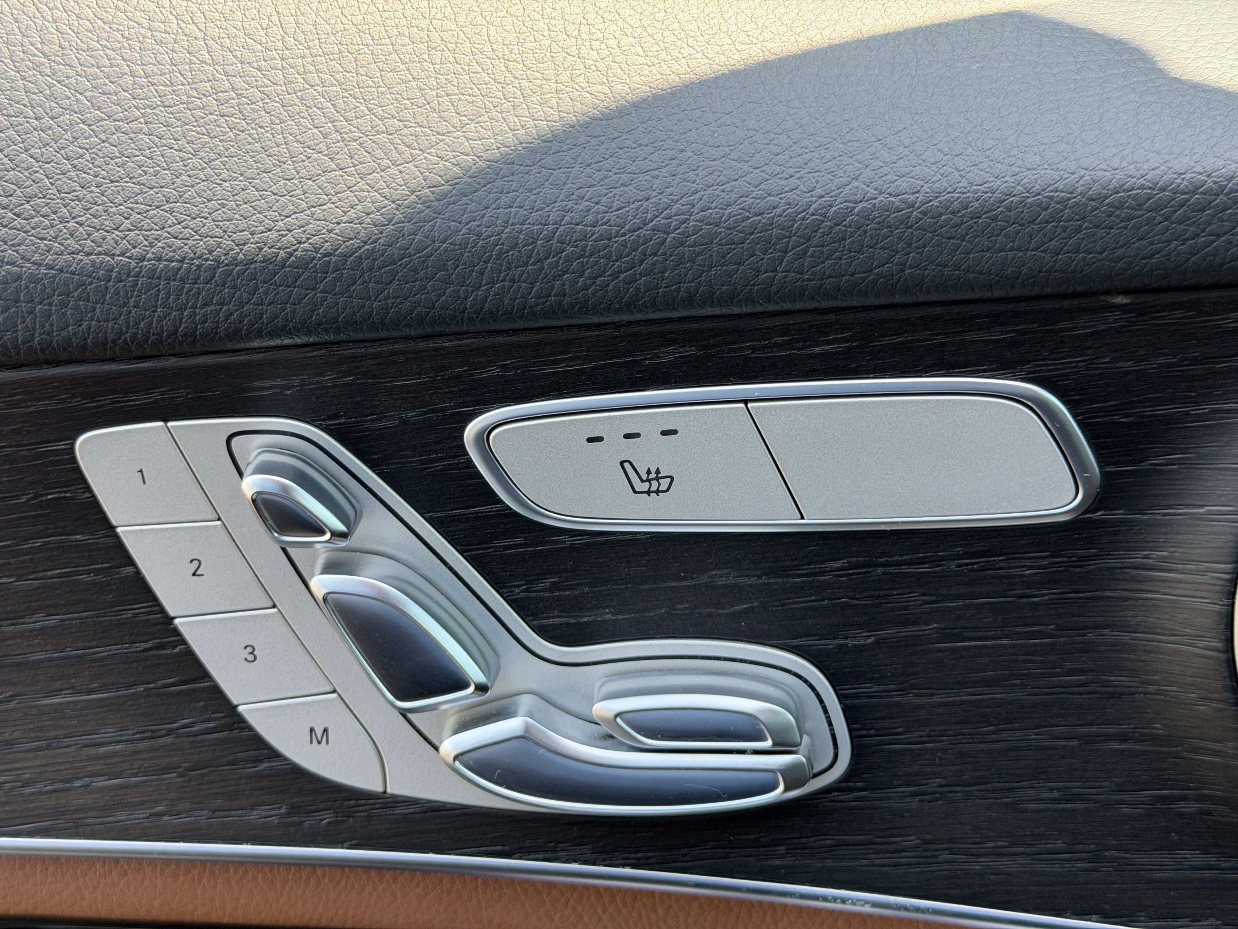 Used 2020 Mercedes-Benz GLC 300 image 18