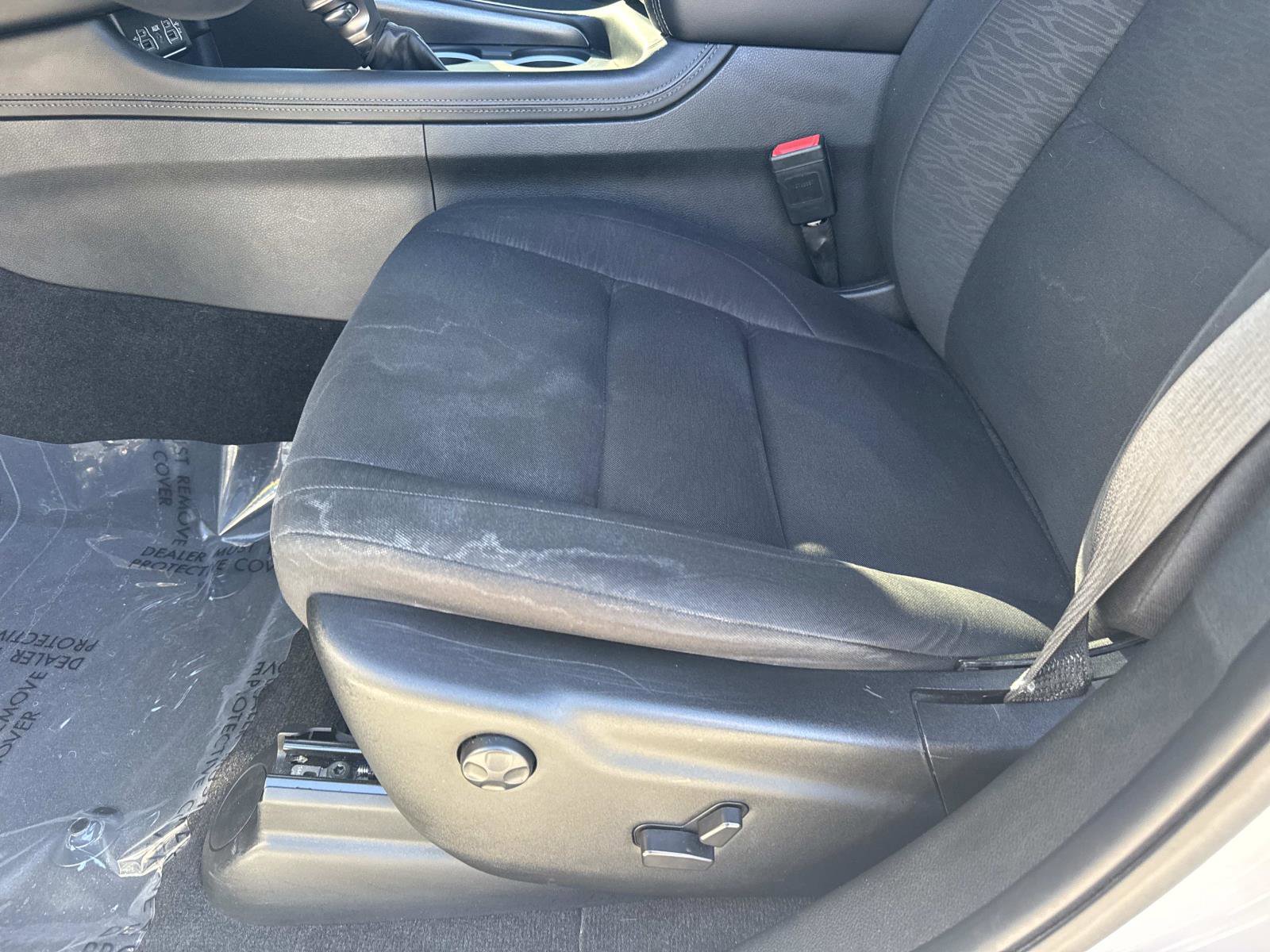 Used 2022 Dodge Durango SXT w/ Blacktop Package image 18