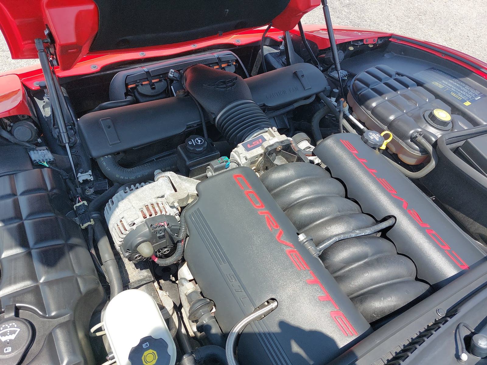 Used 2004 Chevrolet Corvette Coupe w/ Preferred Equipment Group RWD image 30