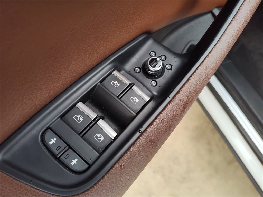 Used 2017 Audi Q7 3.0T Premium Plus image 24