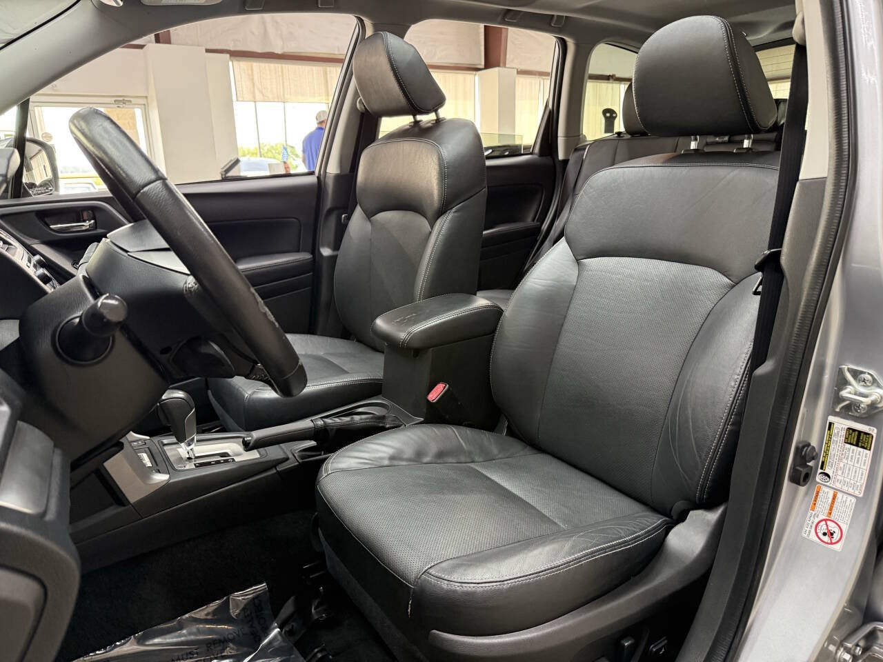 Used 2015 Subaru Forester 2.5i Limited AWD/4WD image 11