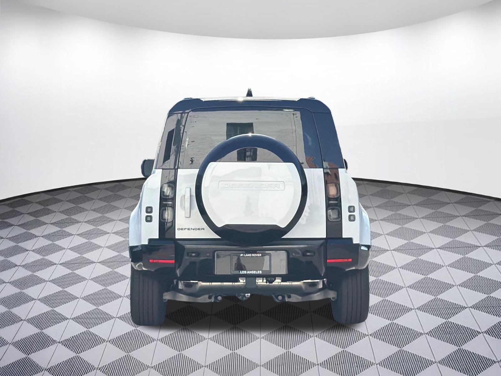 New 2026 Land Rover Defender 110 X-Dynamic SE AWD/4WD image 10