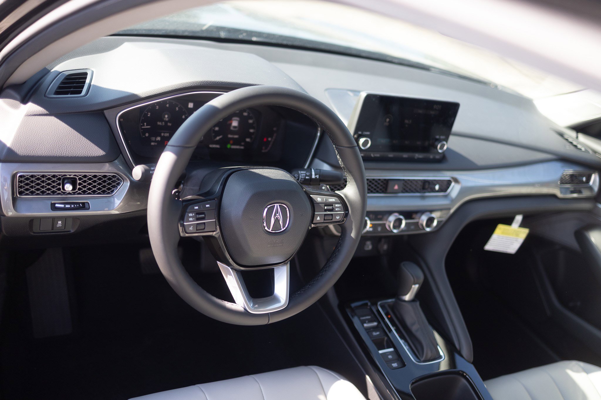 New 2025 Acura Integra image 4