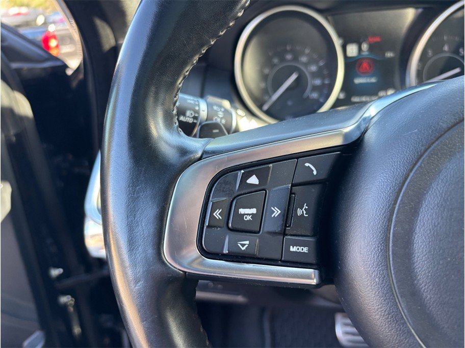 Used 2018 Jaguar E-PACE First Edition image 26