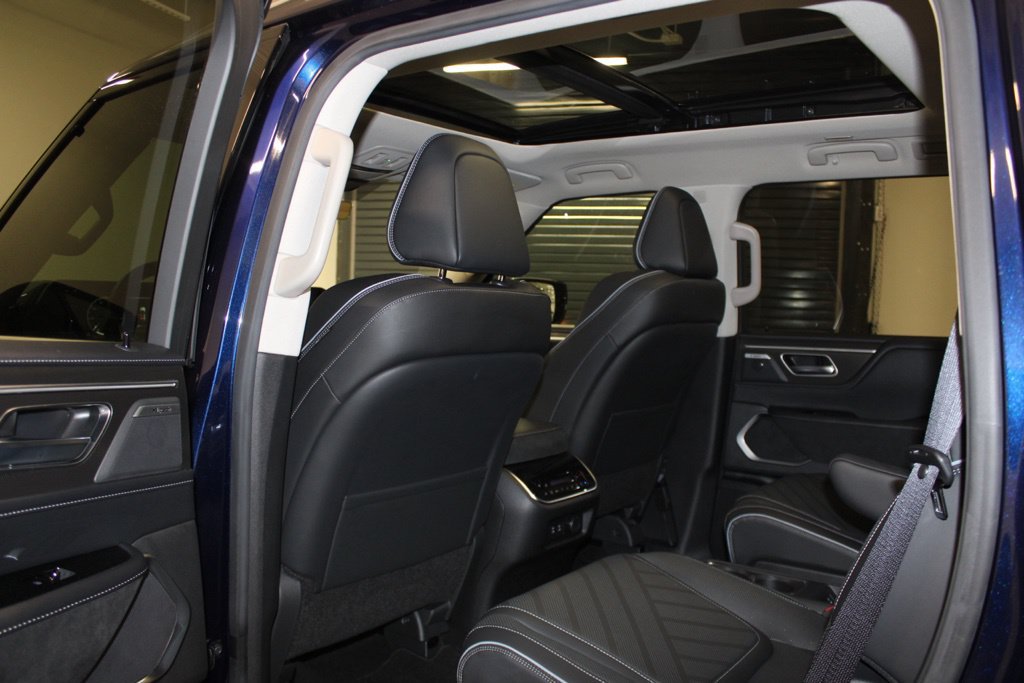 Certified 2025 INFINITI QX80 Luxe AWD/4WD image 42