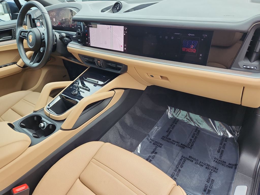 Used 2024 Porsche Cayenne Coupe image 29