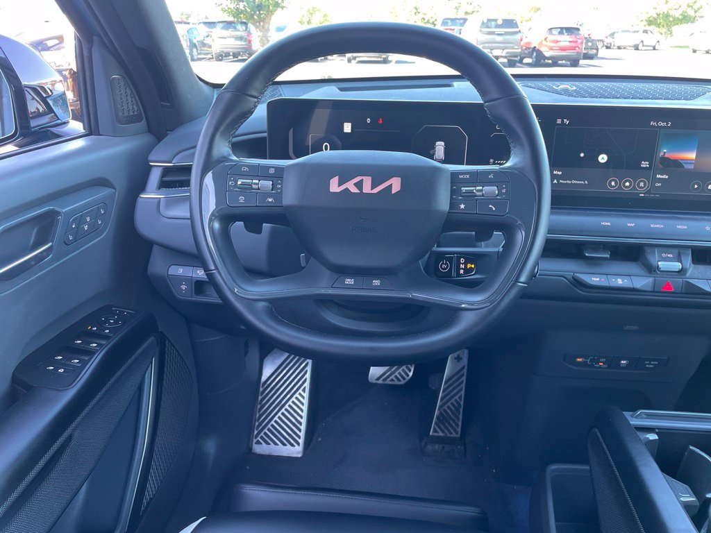 Used 2024 Kia EV9 GT-Line AWD/4WD image 13