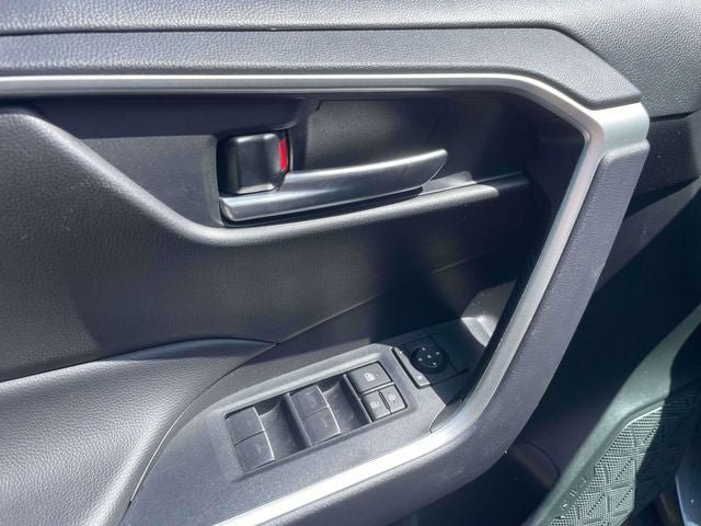 Certified 2025 Toyota RAV4 XLE AWD/4WD image 19
