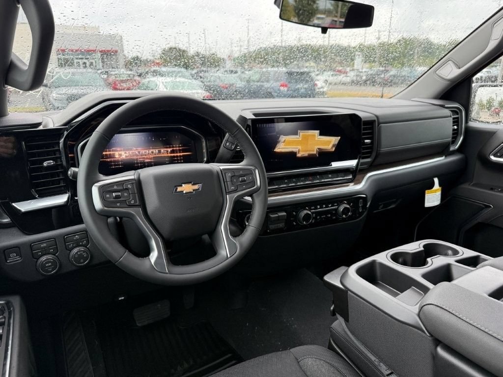 New 2026 Chevrolet Silverado 1500 LT AWD/4WD image 12