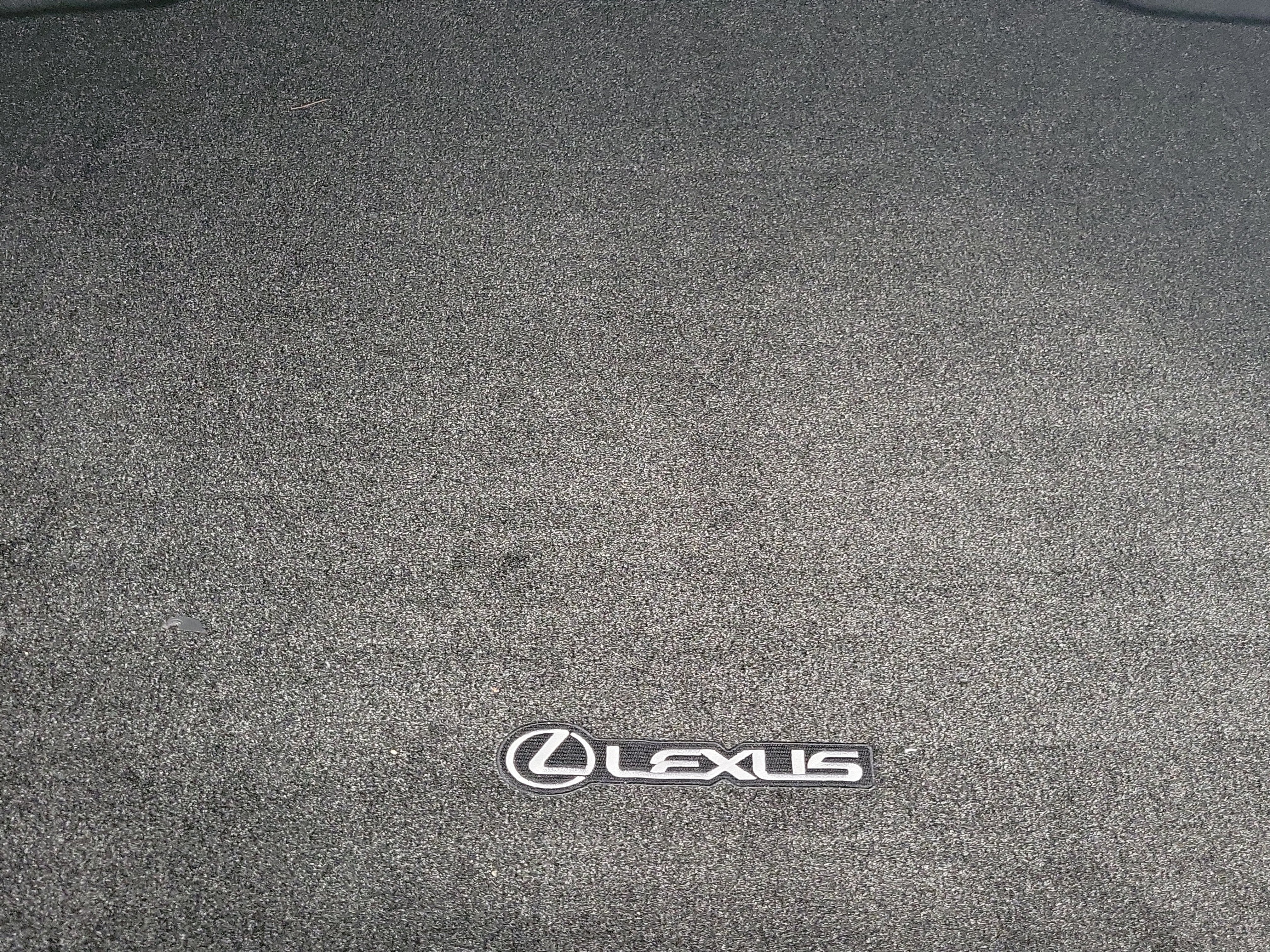Used 2024 Lexus ES 300h w/ Technology Package FWD image 11