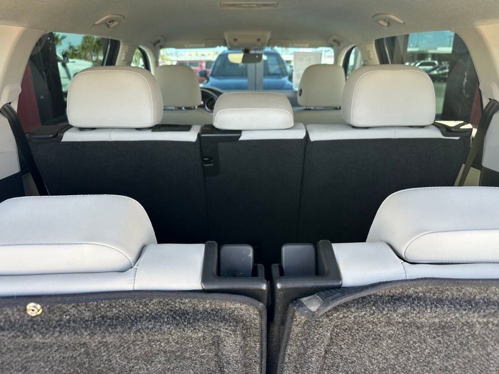 Used 2019 Volkswagen Tiguan SE FWD image 28