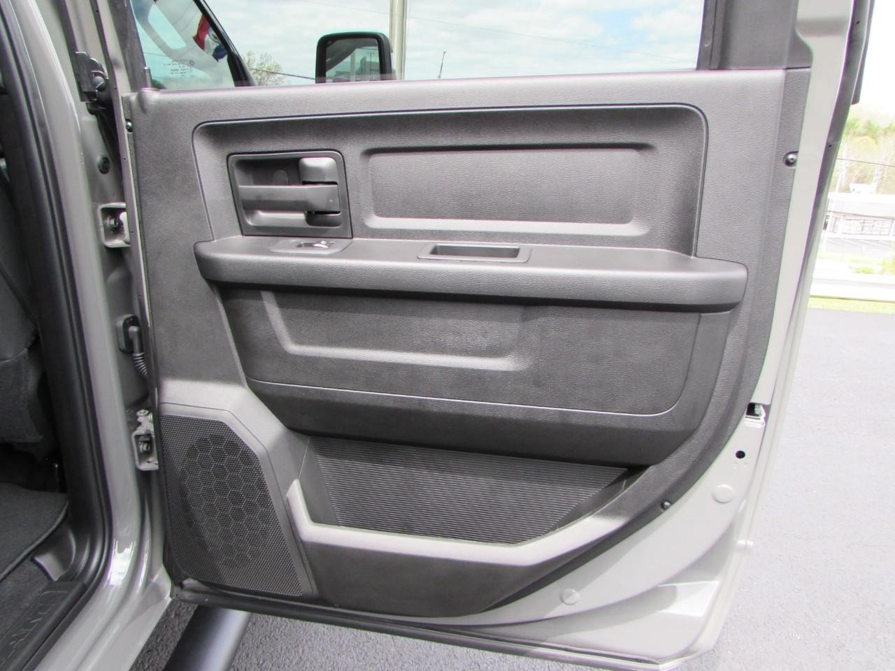 New 2026 RAM 2500 Tradesman AWD/4WD image 18