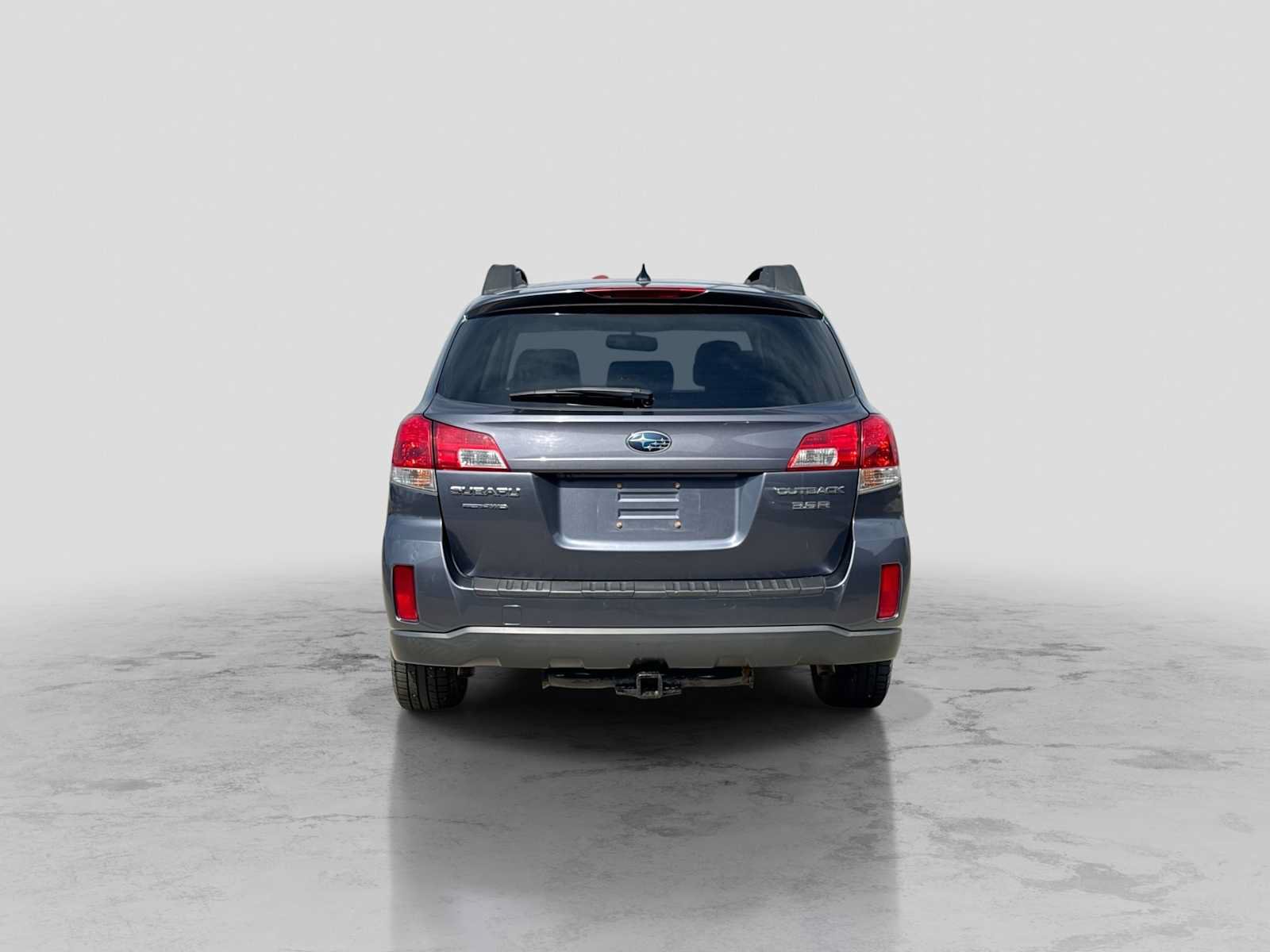 Used 2014 Subaru Outback 3.6R Limited w/ Moonroof Package AWD/4WD image 5