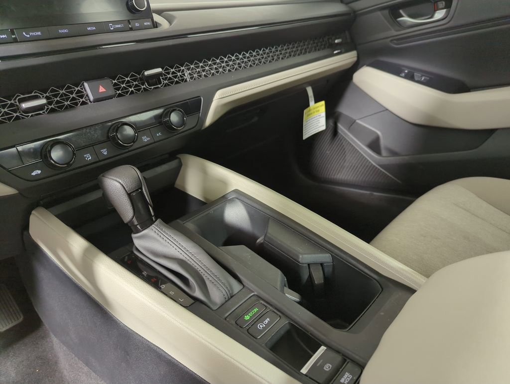 Certified 2025 Honda Accord SE image 20