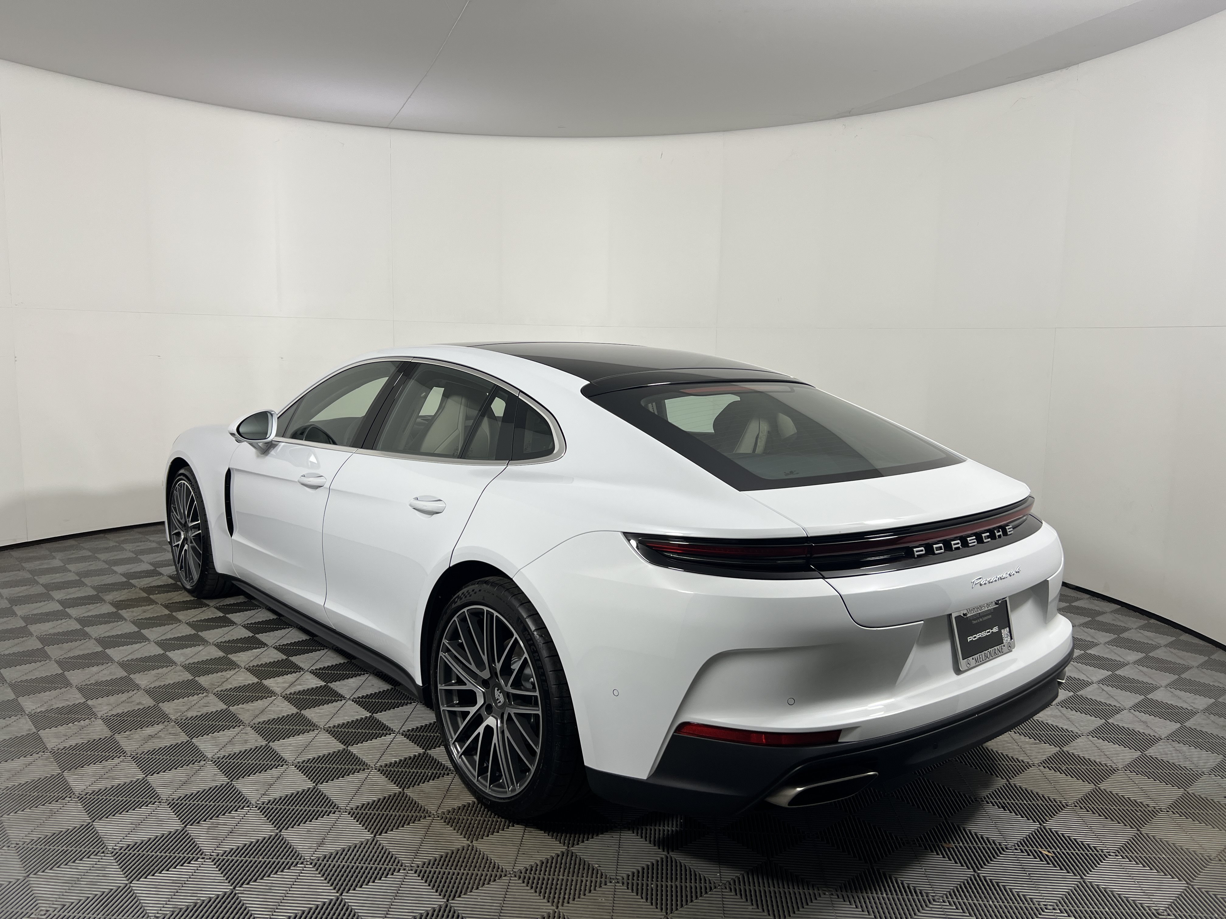 New 2026 Porsche Panamera 4 AWD/4WD image 3