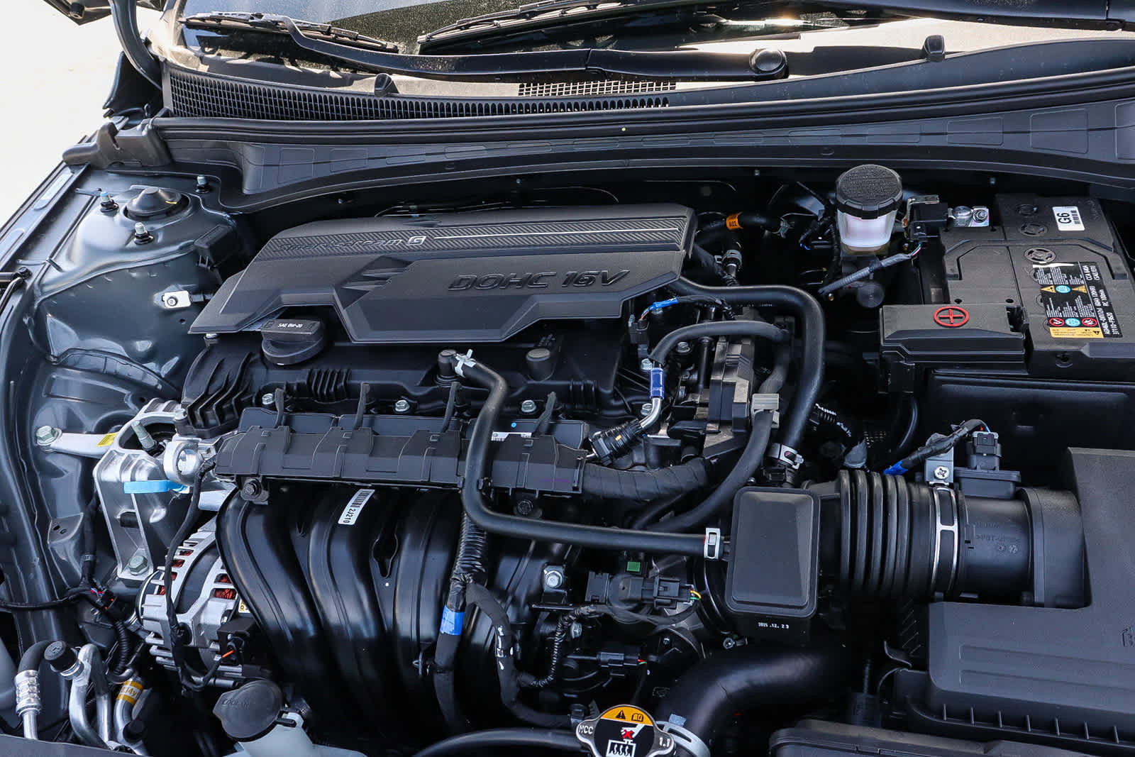 New 2026 Hyundai Elantra Sport FWD image 13