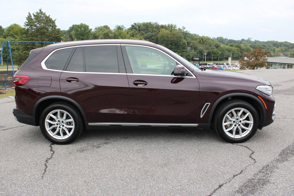 Used 2019 BMW X5 xDrive40i w/ Executive Package image 10