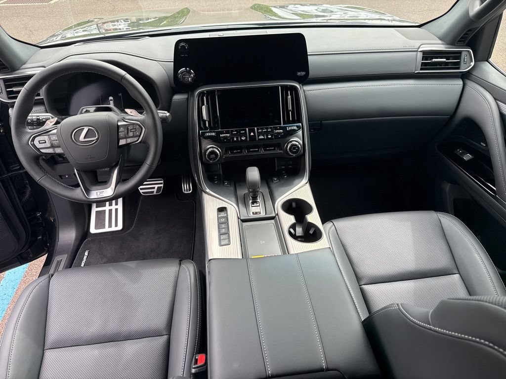New 2026 Lexus LX 700h F Sport AWD/4WD image 13