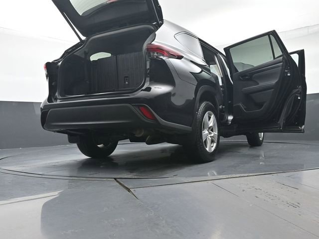 Certified 2025 Toyota Highlander LE image 56