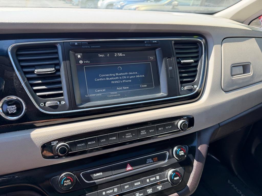 Used 2016 Kia Sedona SX Limited FWD image 47