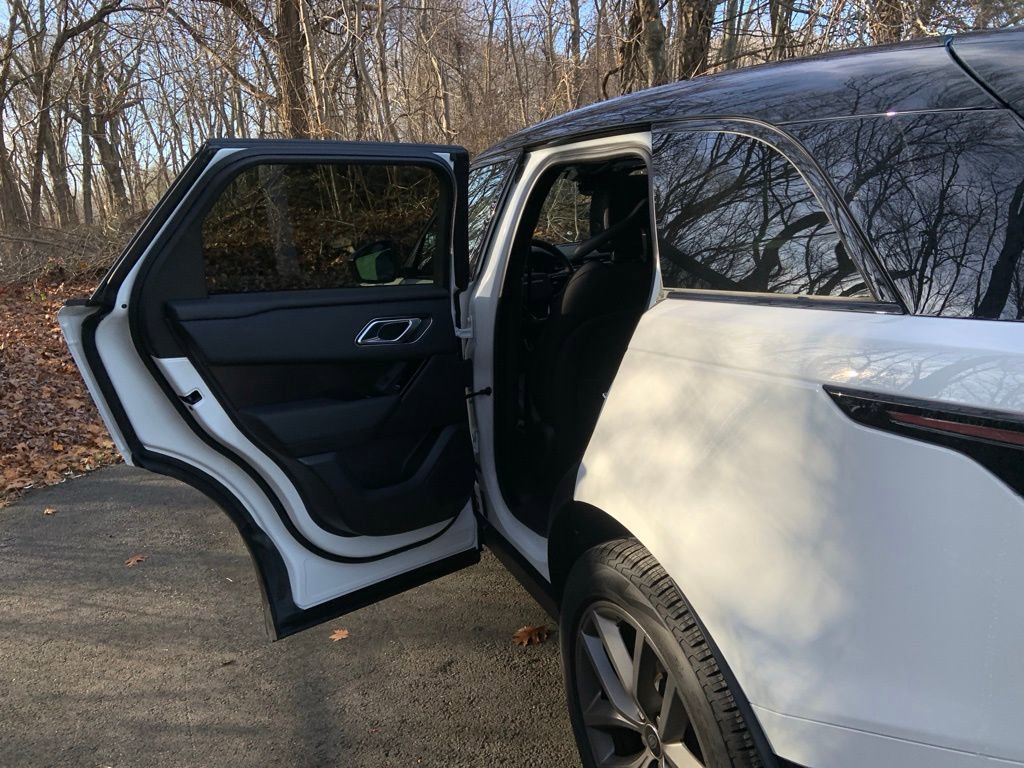 Certified 2026 Land Rover Range Rover Velar Dynamic SE image 12
