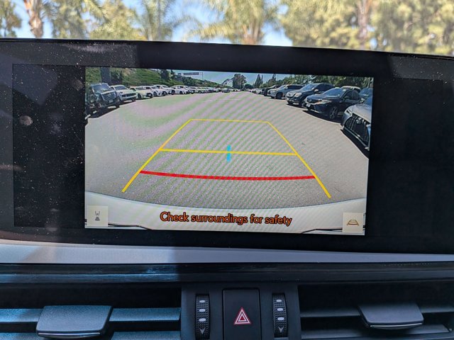 Used 2025 Lexus ES 300h w/ Premium Package FWD image 13