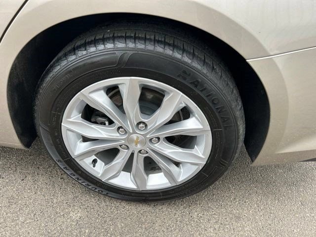 Used 2023 Chevrolet Malibu LT w/ Driver Confidence Package FWD image 46