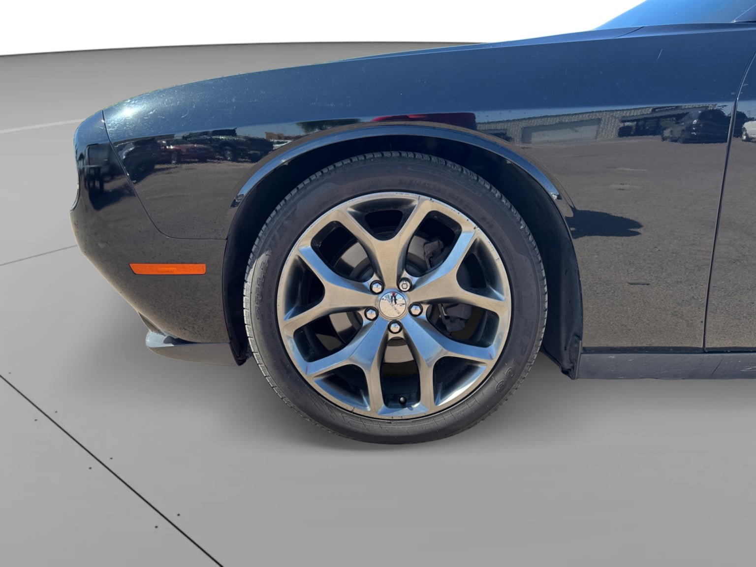 Used 2015 Dodge Challenger R/T Plus RWD image 9