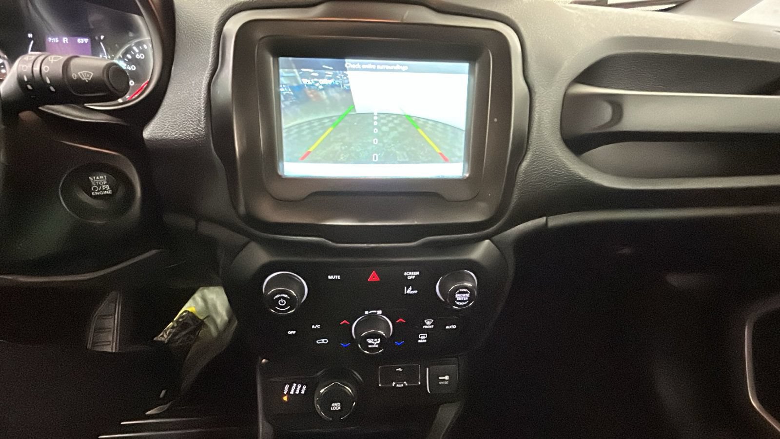 Used 2021 Jeep Renegade Sport AWD/4WD image 27