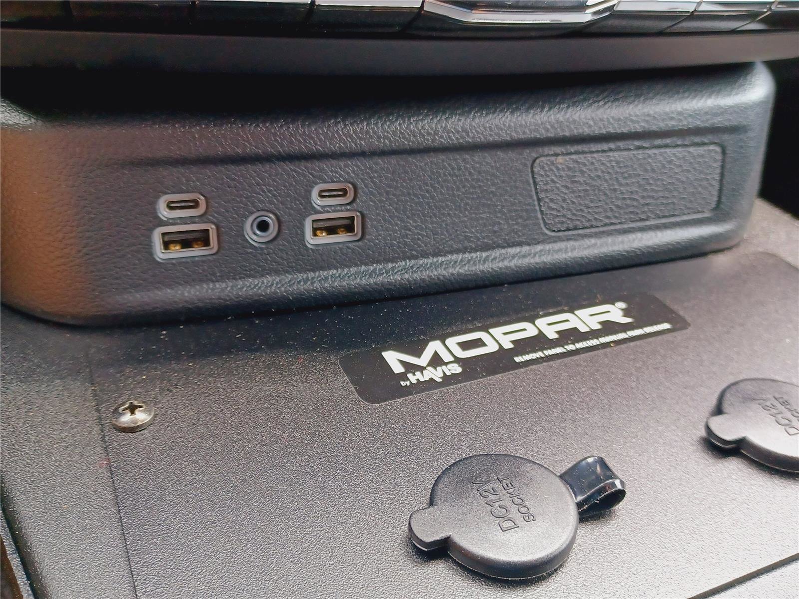 New 2026 Dodge Durango AWD w/ Skid Plate Group image 22