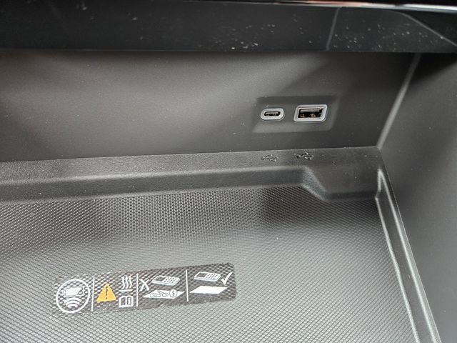 New 2026 GMC Yukon AT4 AWD/4WD image 36