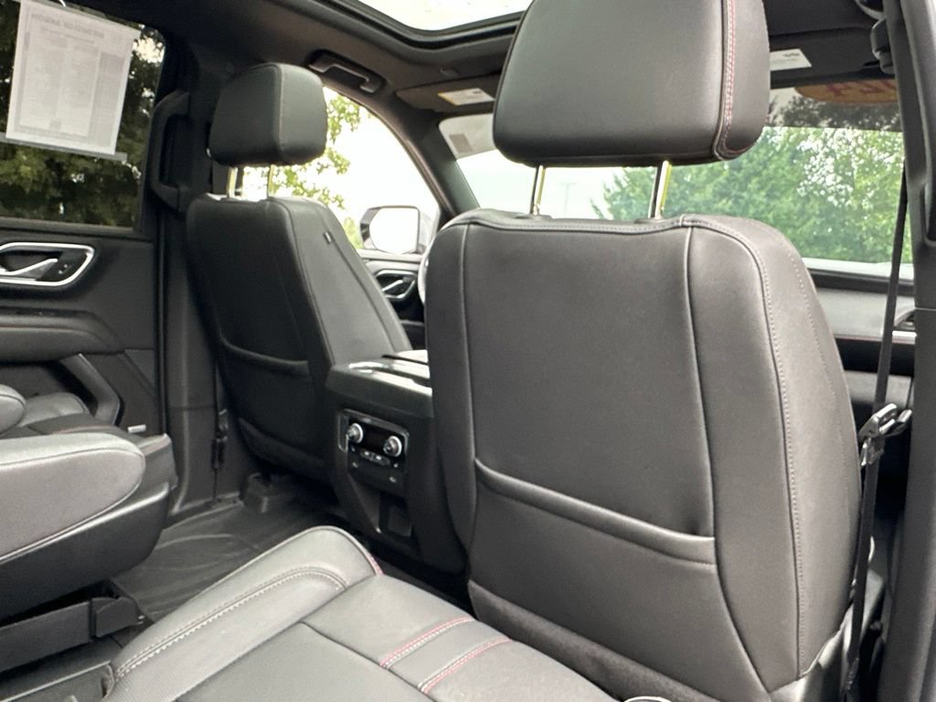 Used 2024 Chevrolet Tahoe RST w/ Luxury Package RWD image 31