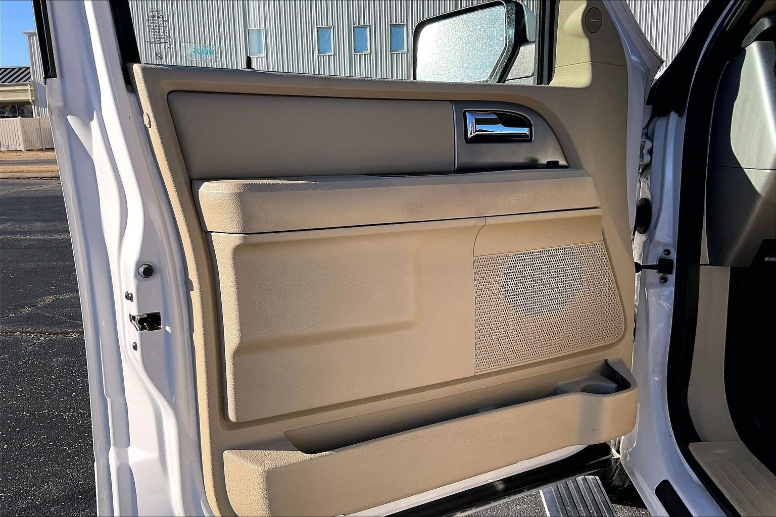 Used 2017 Ford Expedition Limited w/ Equipment Group 301A image 19