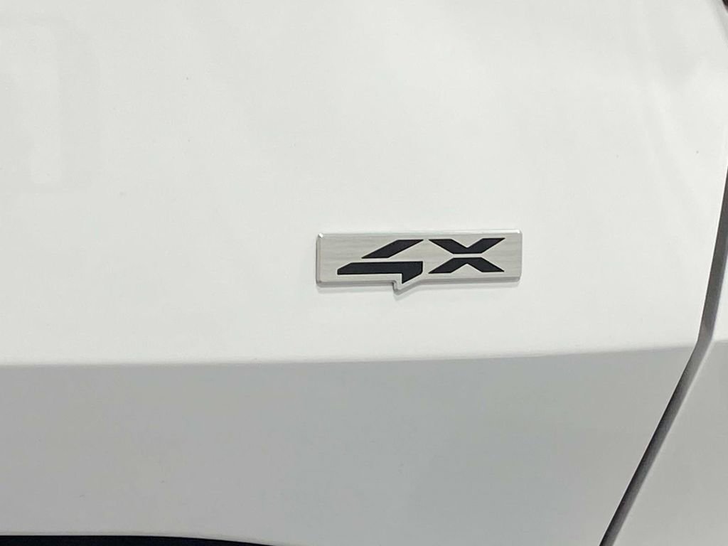 Used 2026 Kia Sportage EX w/ EX Panorama Roof Package image 8