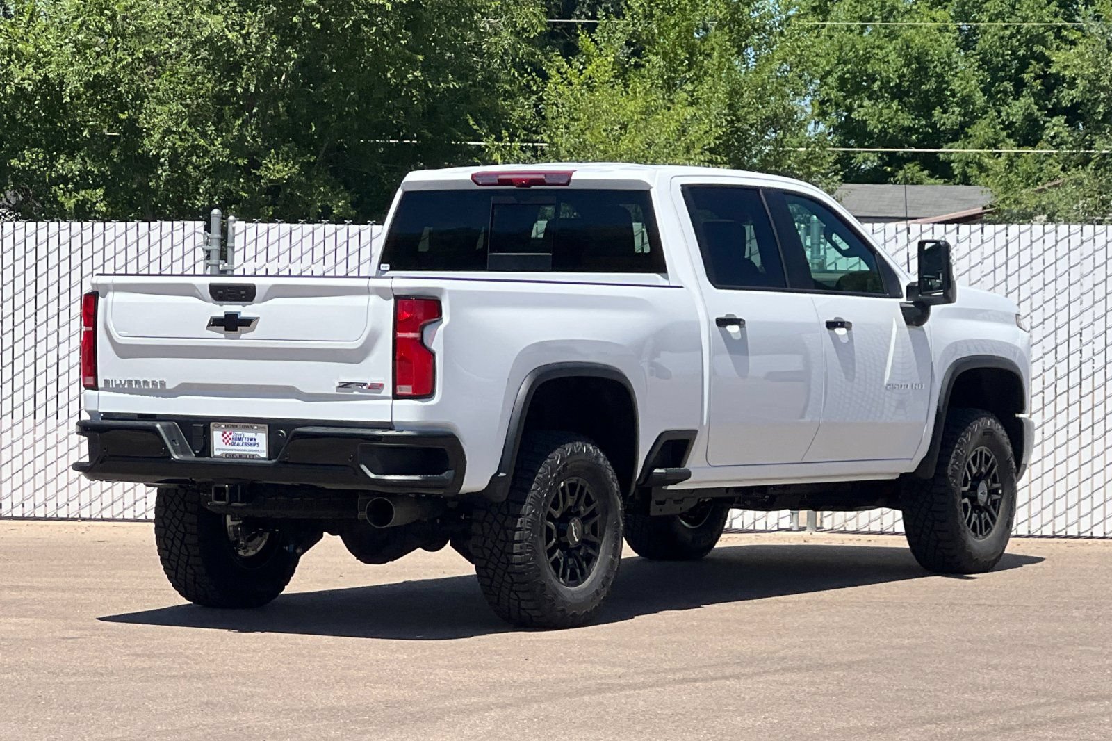 New 2026 Chevrolet Silverado 2500 ZR2 AWD/4WD image 4
