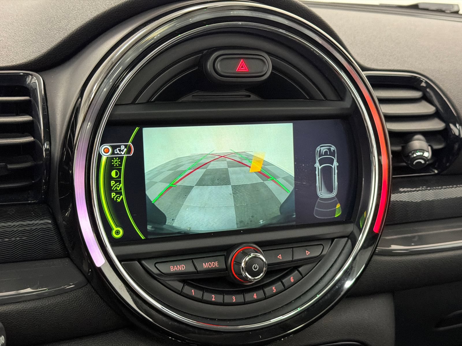 Used 2016 MINI Cooper Clubman FWD image 28