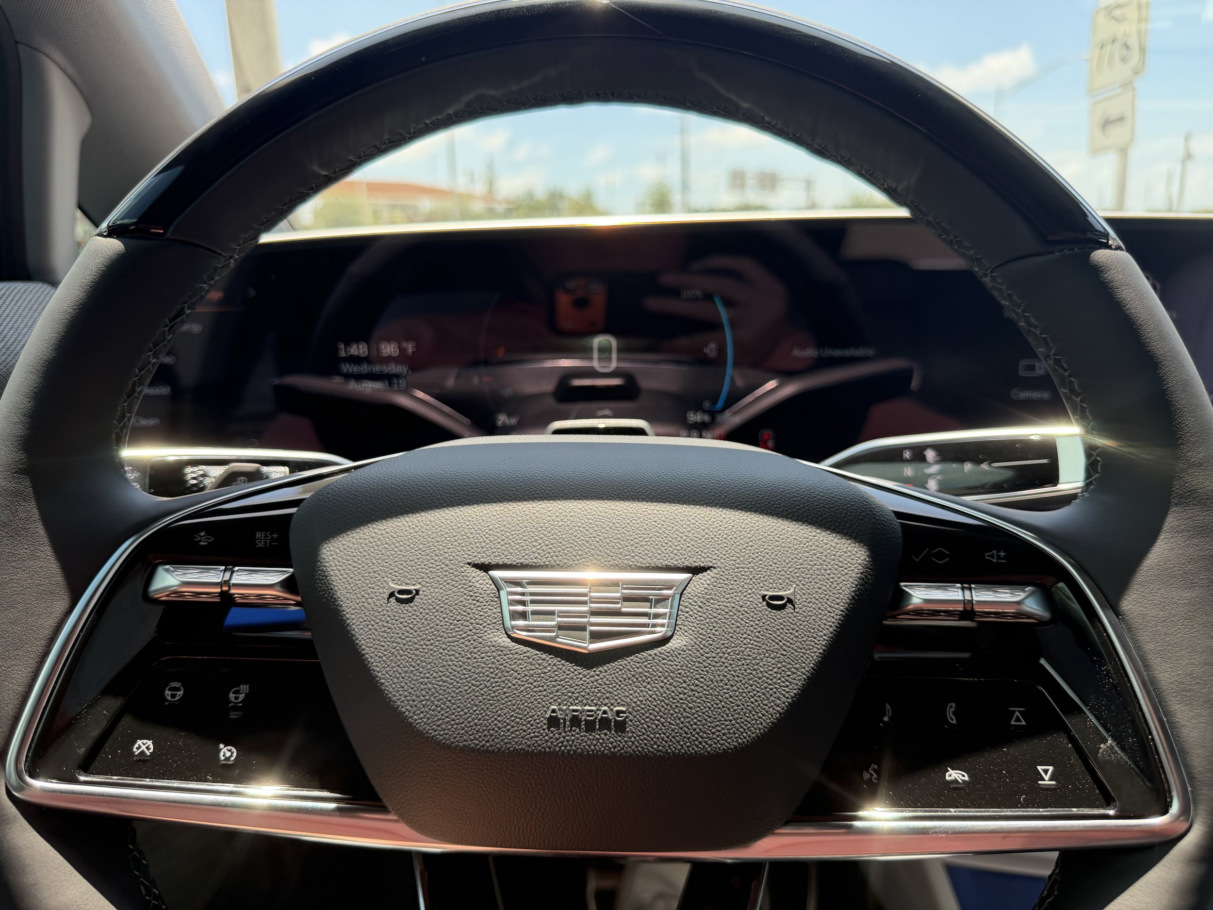 New 2026 Cadillac Optiq Luxury 2 RWD image 27