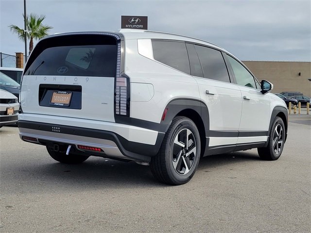 New 2026 Hyundai Ioniq 9 SE w/ Tow & Go Package image 2