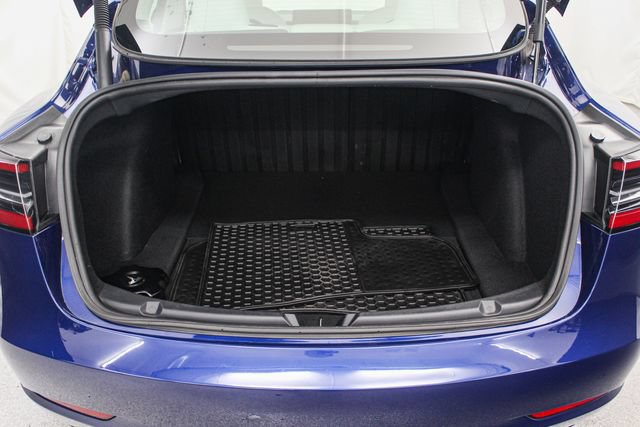 Used 2023 Tesla Model 3 Standard Range RWD image 9