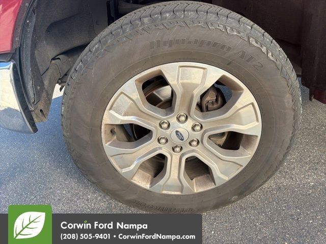 Used 2016 Ford F150 Platinum w/ Equipment Group 701A Luxury image 12