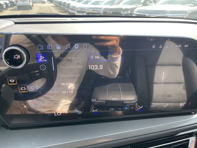 New 2026 Chevrolet Traverse LT w/ Driver Confidence Package AWD/4WD image 16