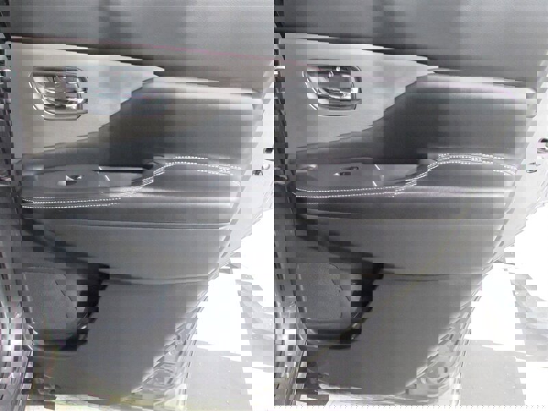 Used 2023 Nissan Murano SV image 88