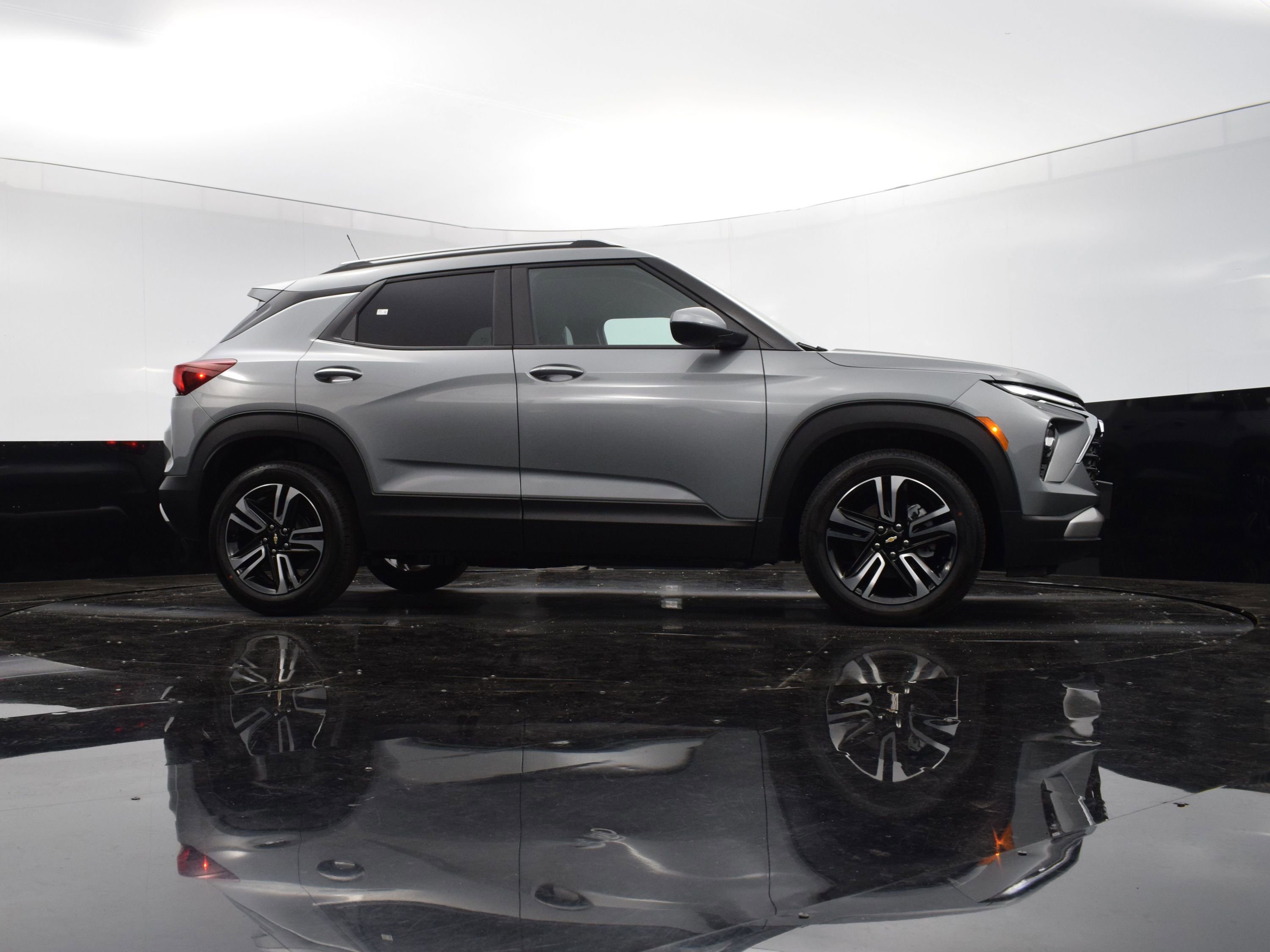 New 2025 Chevrolet TrailBlazer LT w/ Convenience Package image 23